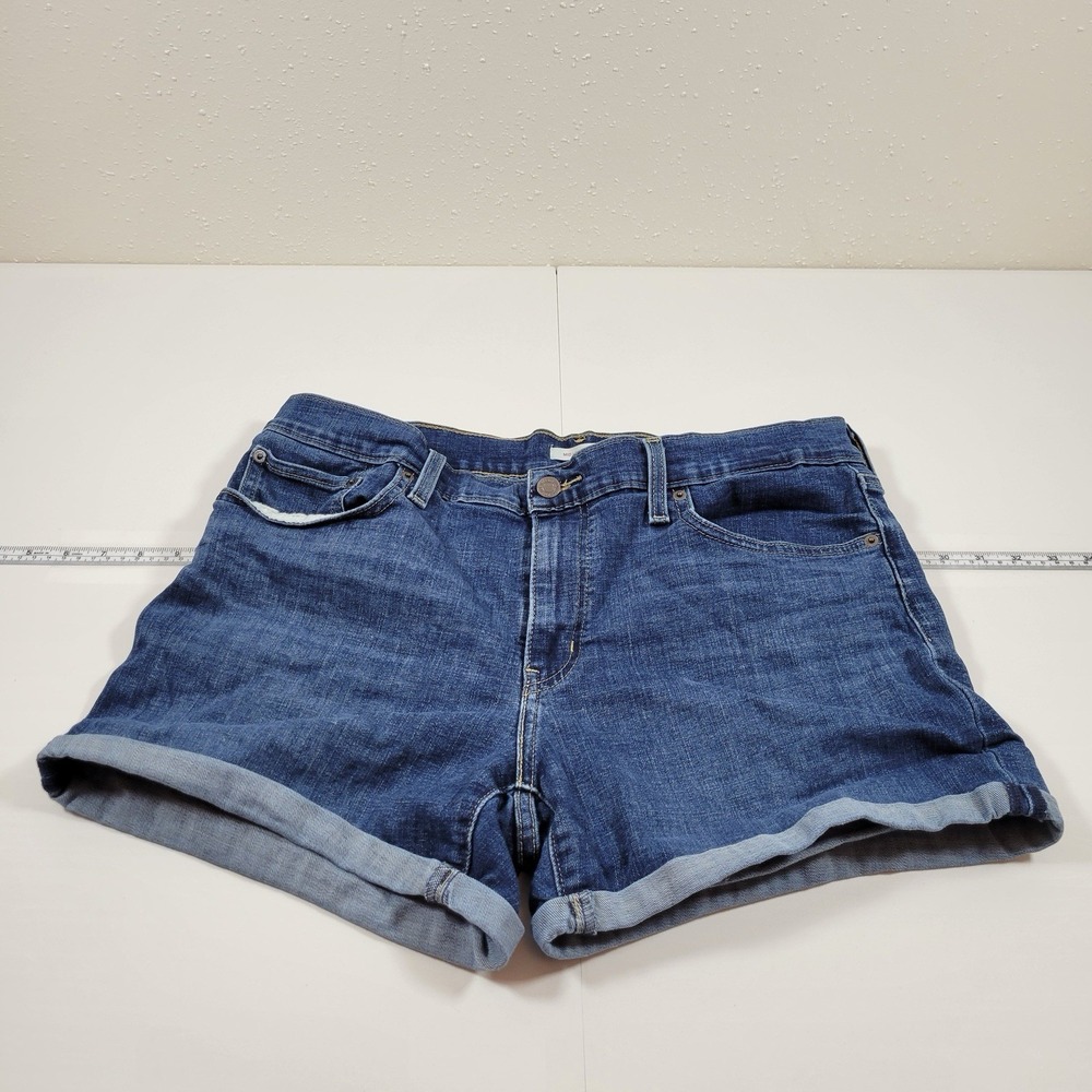Levi's‎ Women's Denim Shorts Mid Length Size 33 Blue